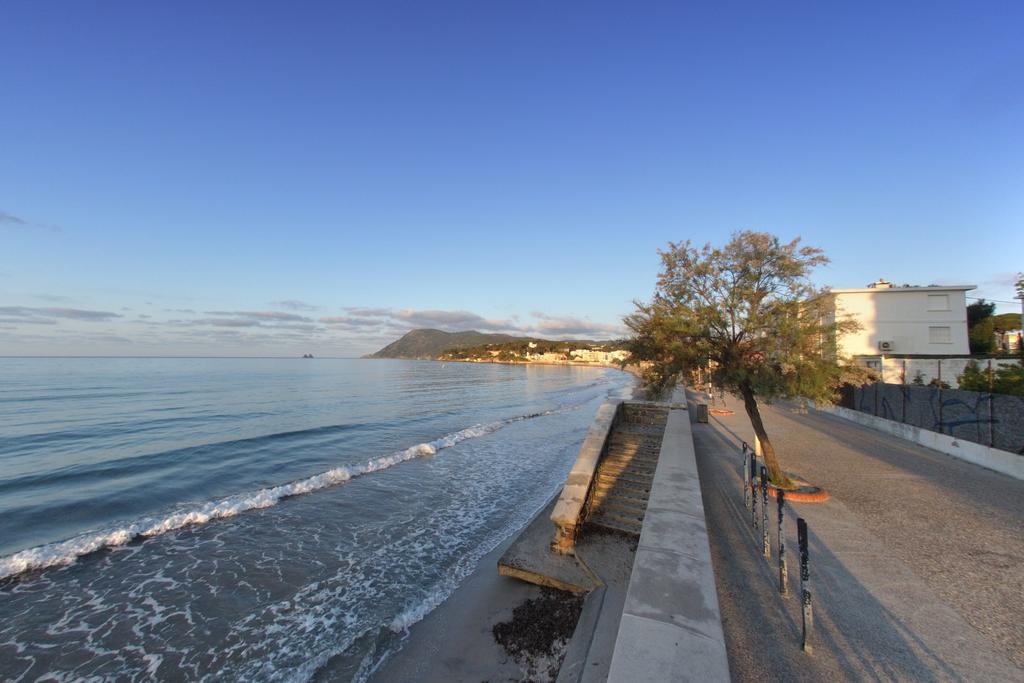 Apartment With Sea View La Seyne-sur-Mer Esterno foto